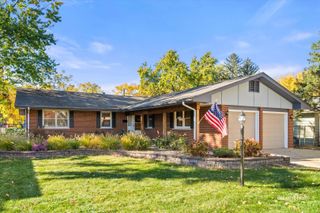 742 N Glenwood Place, Aurora, IL 60506