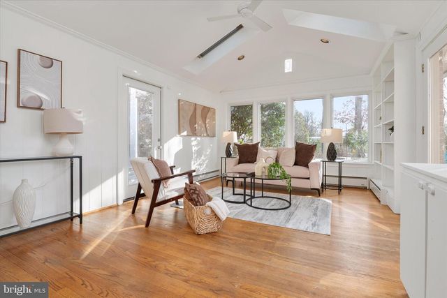 2100 HERMITAGE AVE, Silver Spring, MD 20902