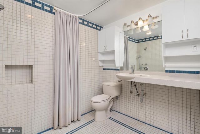 2100 HERMITAGE AVE, Silver Spring, MD 20902