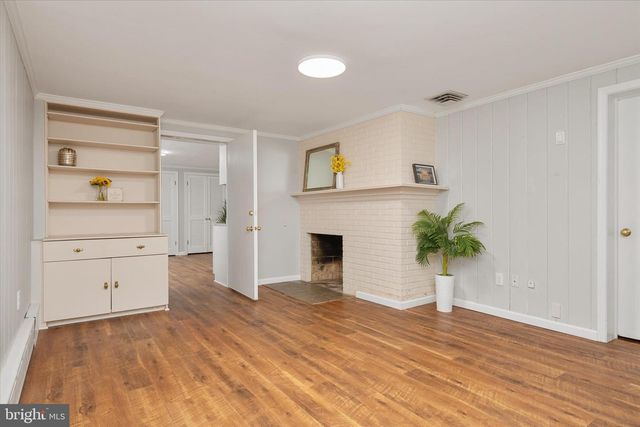 2100 HERMITAGE AVE, Silver Spring, MD 20902