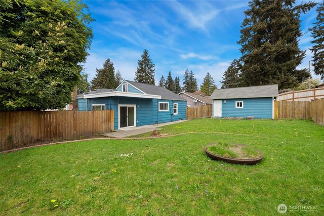 319 Contra Costa Avenue, Fircrest, WA 98466