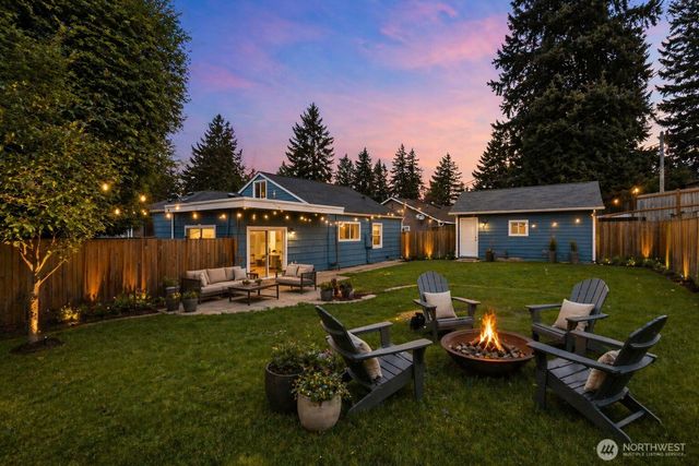 319 Contra Costa Avenue, Fircrest, WA 98466