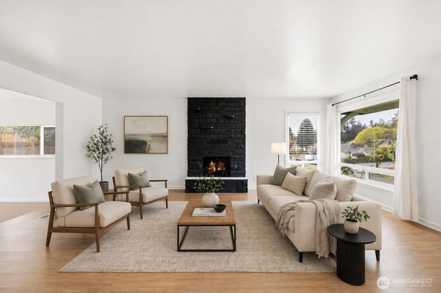 319 Contra Costa Avenue, Fircrest, WA 98466