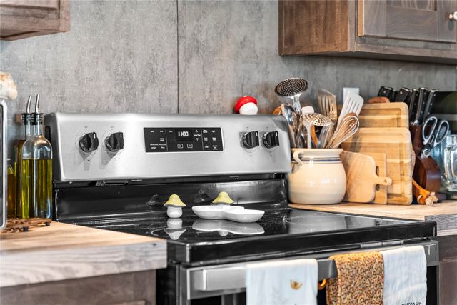 11757 County Road 2429, Kemp, TX 75143