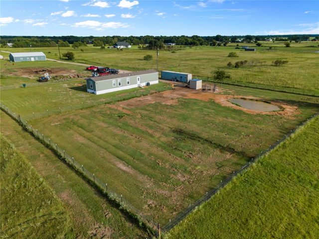 11757 County Road 2429, Kemp, TX 75143