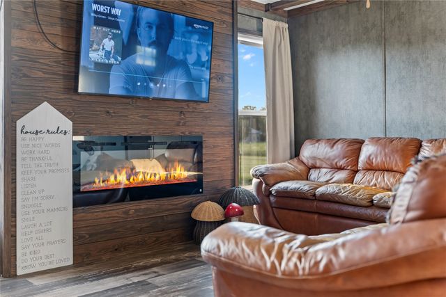 11757 County Road 2429, Kemp, TX 75143