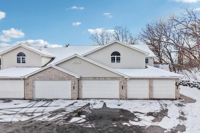 W11557 Island View Court, Lodi, WI 53555