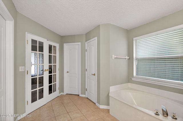 8810 TIMBERJACK Lane, Jacksonville, FL 32256