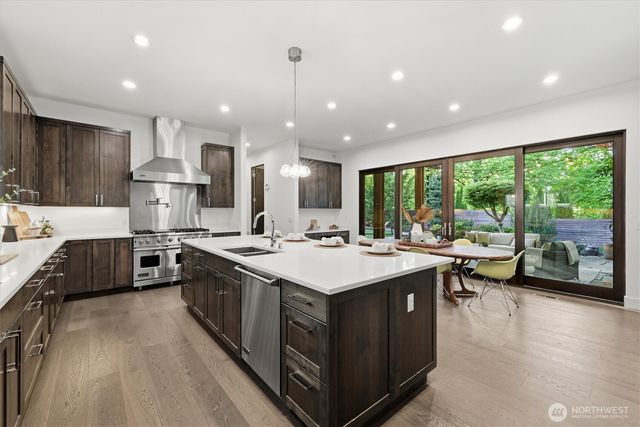 1533 38th Avenue E, Seattle, WA 98112