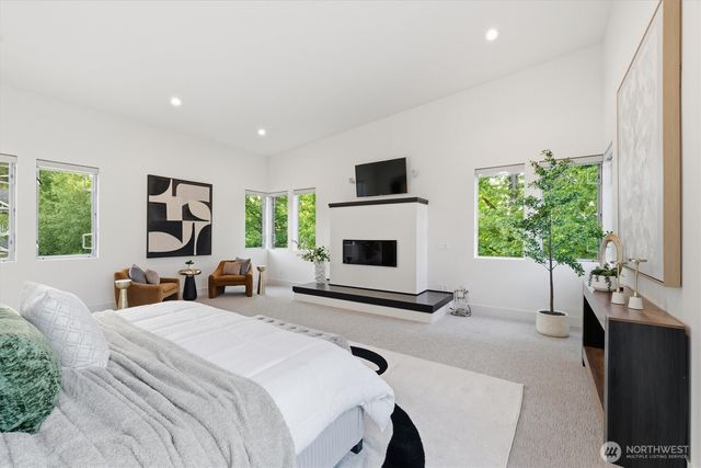 1533 38th Avenue E, Seattle, WA 98112