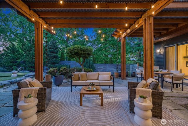 1533 38th Avenue E, Seattle, WA 98112
