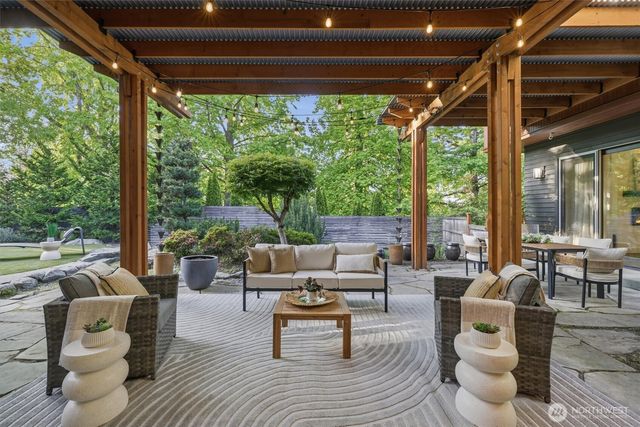 1533 38th Avenue E, Seattle, WA 98112