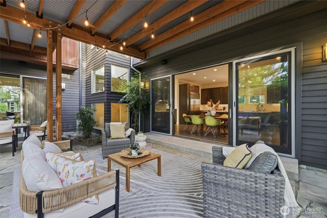 1533 38th Avenue E, Seattle, WA 98112