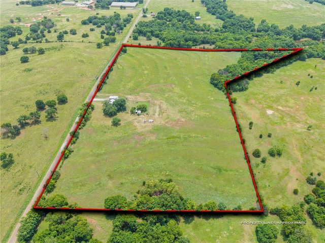15655 Sooner Avenue, Maysville, OK 73057