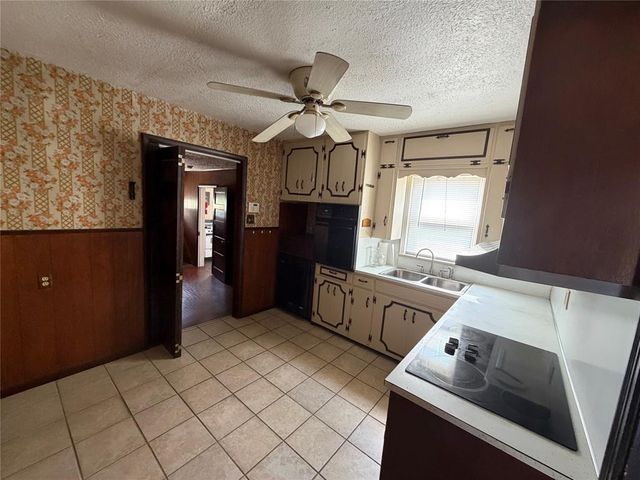 15655 Sooner Avenue, Maysville, OK 73057