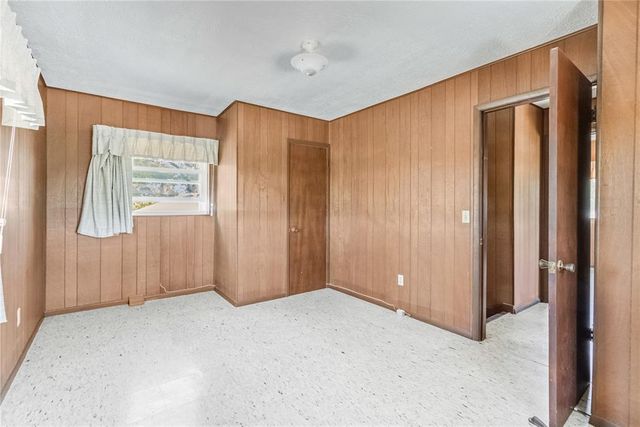 15655 Sooner Avenue, Maysville, OK 73057