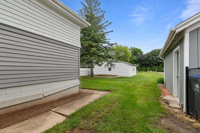 206 WEBSTER STREET, Neenah, WI 54956