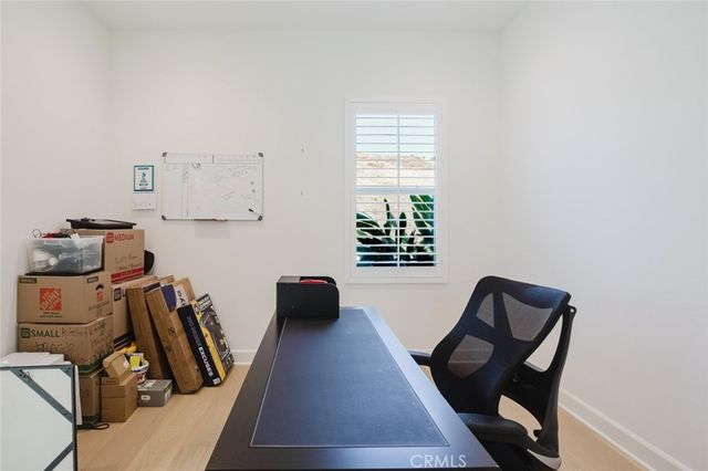 11743 Canoga Avenue, Chatsworth, CA 91311