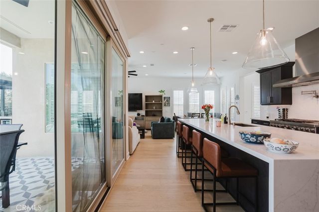 11743 Canoga Avenue, Chatsworth, CA 91311