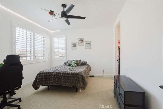 11743 Canoga Avenue, Chatsworth, CA 91311
