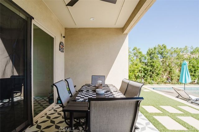 11743 Canoga Avenue, Chatsworth, CA 91311