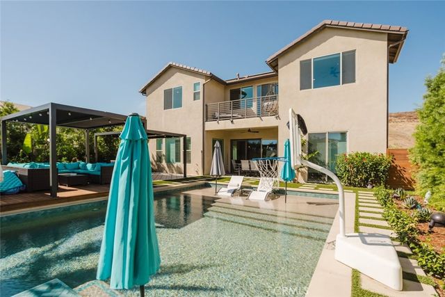 11743 Canoga Avenue, Chatsworth, CA 91311