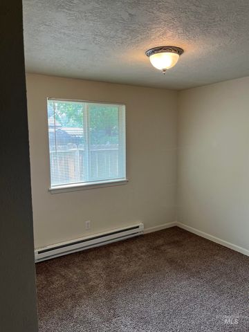 213 Nelson Ct., Middleton, ID 83644