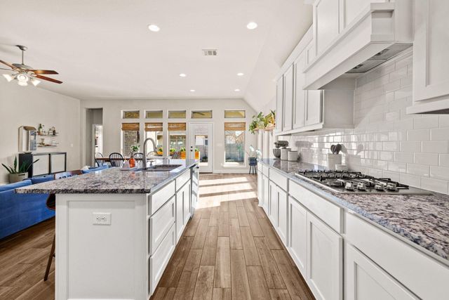 1136 Stetson Hat TRL, Georgetown, TX 78628