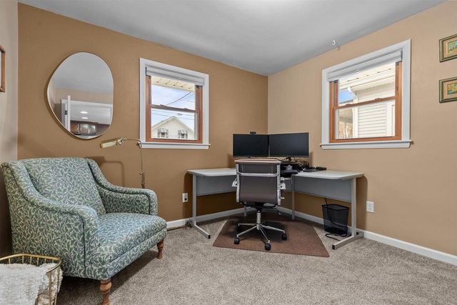 527 W MCKINLEY AVENUE, Little Chute, WI 54140