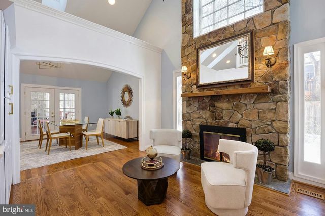 8612 MCHENRY ST, Vienna, VA 22180