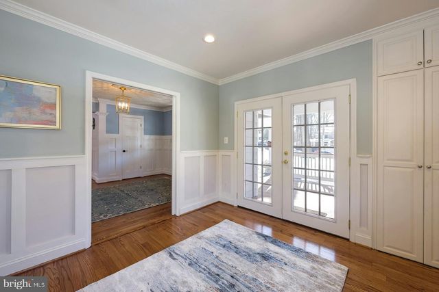 8612 MCHENRY ST, Vienna, VA 22180