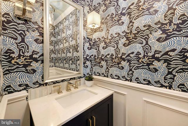 8612 MCHENRY ST, Vienna, VA 22180