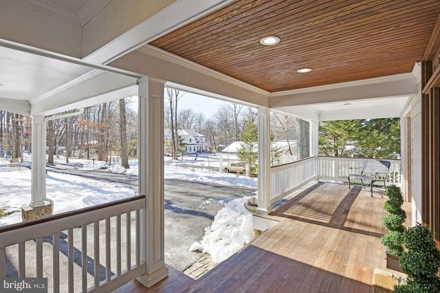 8612 MCHENRY ST, Vienna, VA 22180