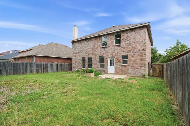 5833 Fantail Drive, Fort Worth, TX 76179