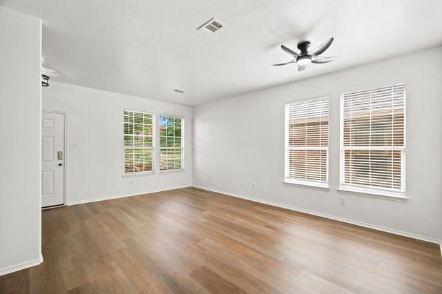 5833 Fantail Drive, Fort Worth, TX 76179