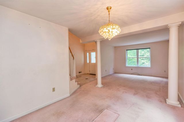 148 Old Dublin Road, Peterborough, NH 03458