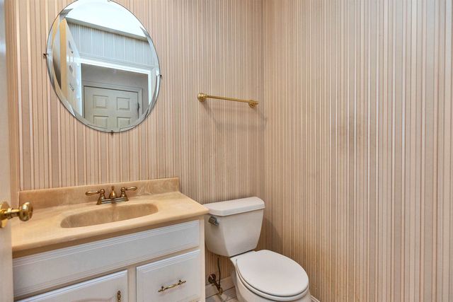 148 Old Dublin Road, Peterborough, NH 03458