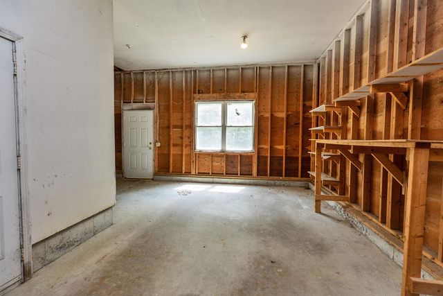 148 Old Dublin Road, Peterborough, NH 03458