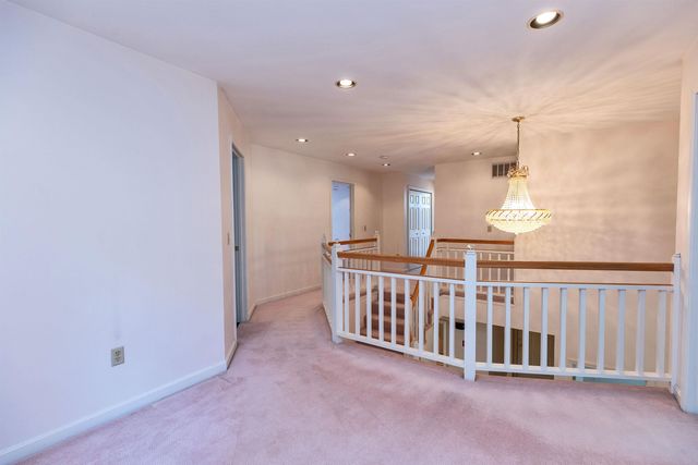 148 Old Dublin Road, Peterborough, NH 03458