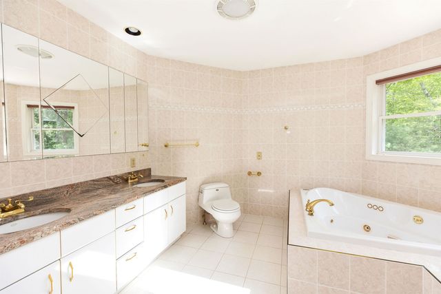 148 Old Dublin Road, Peterborough, NH 03458