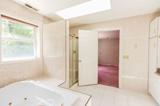 148 Old Dublin Road, Peterborough, NH 03458