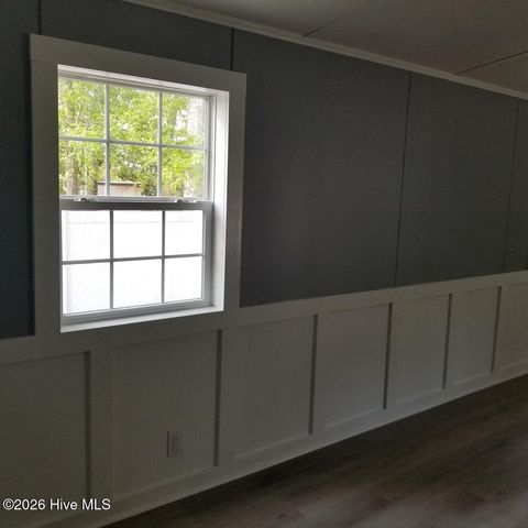 232 Lake Drive SW, Supply, NC 28462