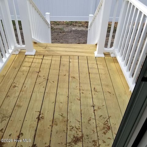 232 Lake Drive SW, Supply, NC 28462