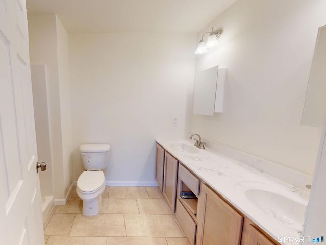 238 Simpson Lane, Montville, CT 06370