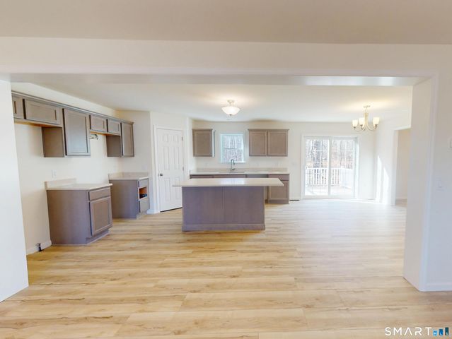 238 Simpson Lane, Montville, CT 06370