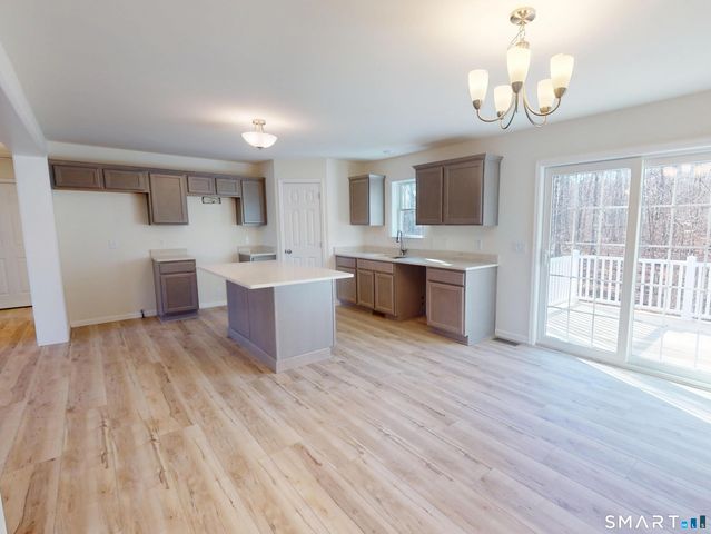 238 Simpson Lane, Montville, CT 06370