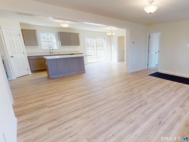 238 Simpson Lane, Montville, CT 06370