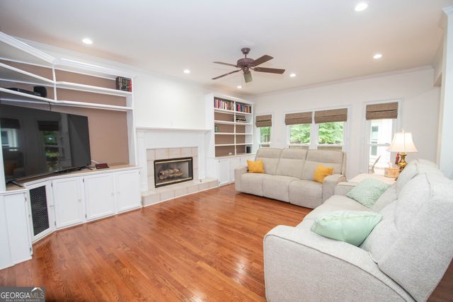 125 County Down, Fayetteville, GA 30215