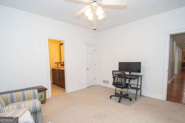 125 County Down, Fayetteville, GA 30215