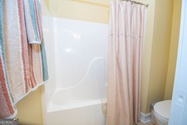 125 County Down, Fayetteville, GA 30215